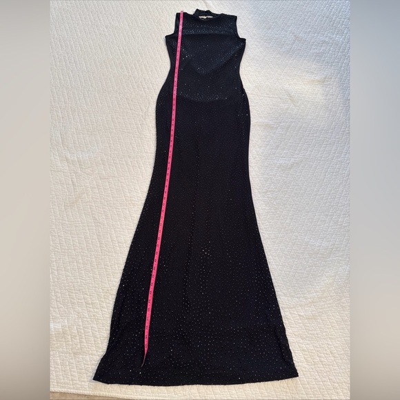 Fashion Nova Black Sleeveless Halter Bodycon Maxi - Picture 13 of 13